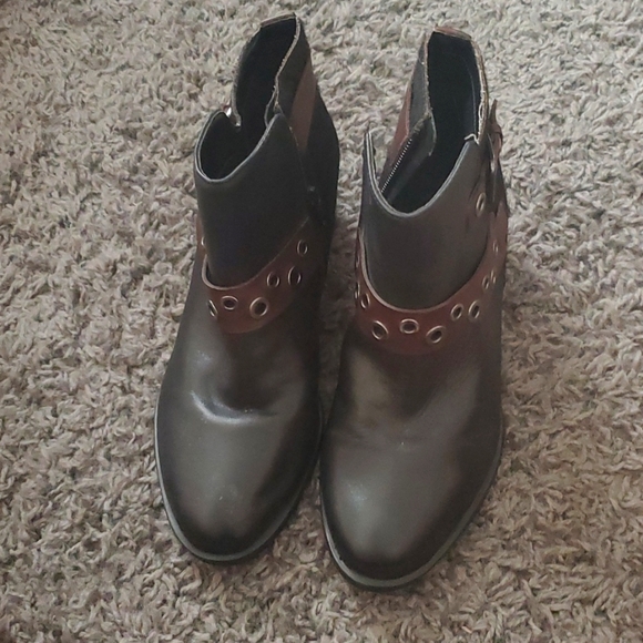 Naturalizer leather booties - Picture 2 of 9